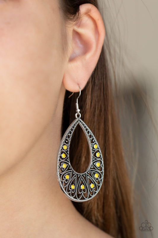 Paparazzi - Love To Be Loved - Yellow Earrings #2248