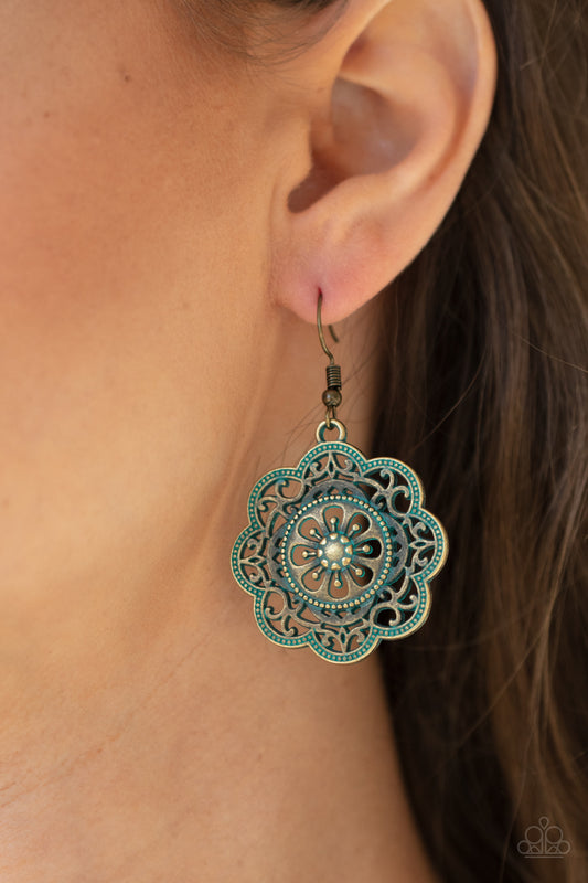 Paparazzi - Western Mandalas - Brass Earrings #1253