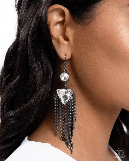 Paparazzi - Maven Musings - Black Earrings #2291