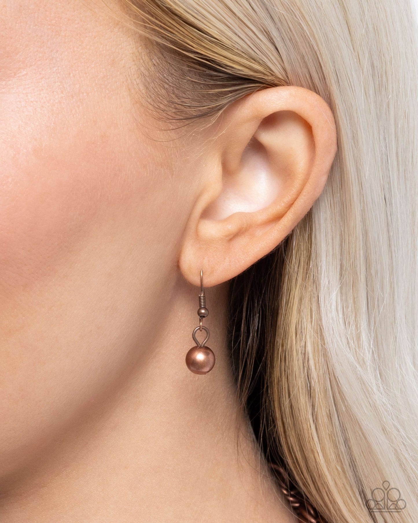 Paparazzi - Complete Curves - Copper Necklaces #1427