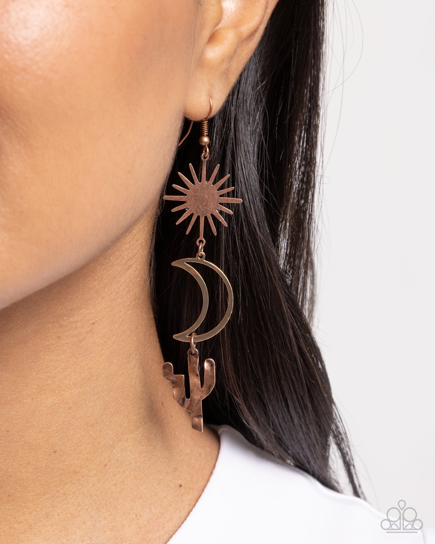 Paparazzi - Wishfully Western - Copper Earrings #2423