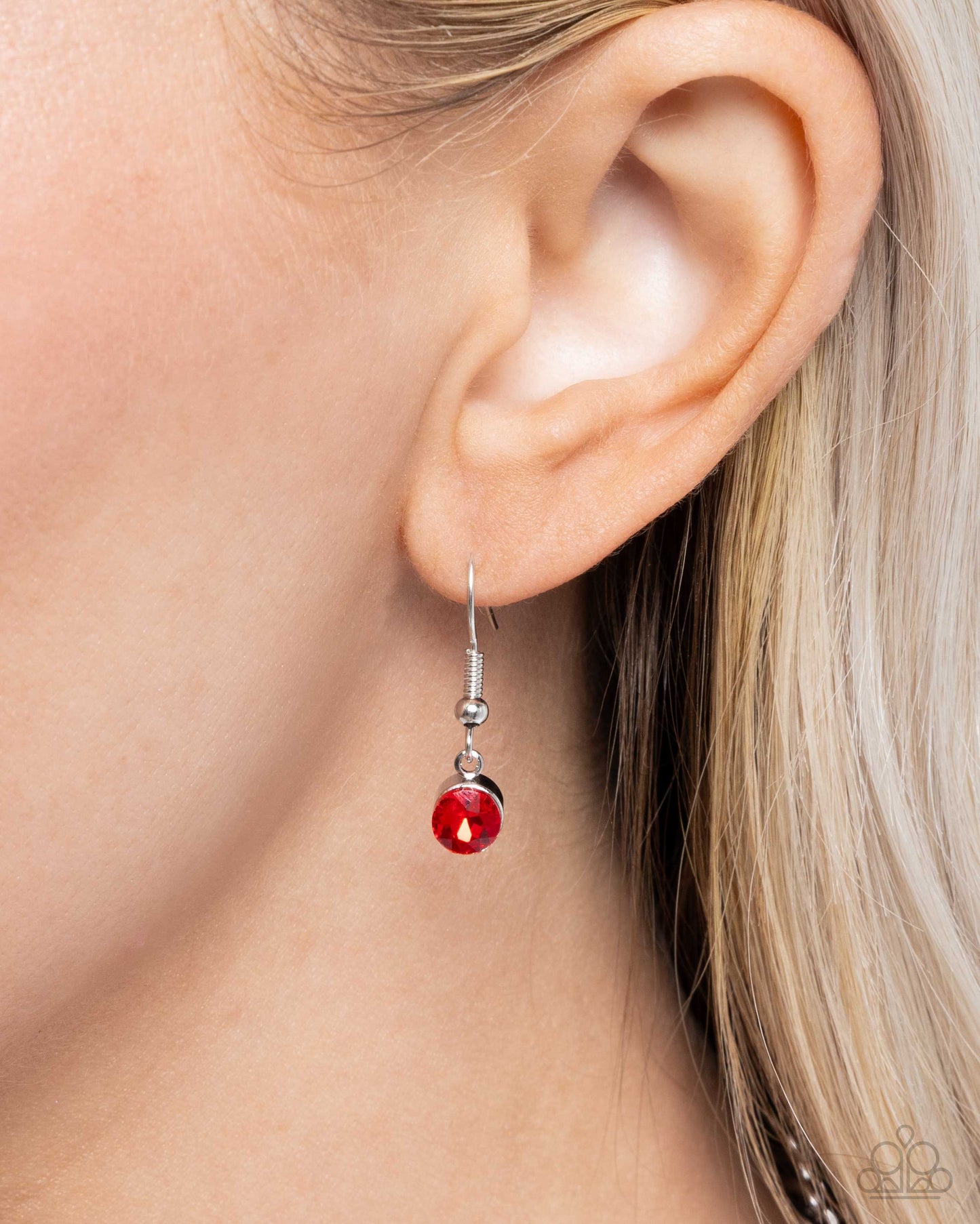 Paparazzi - Tasteful Triad - Red Necklace #N503