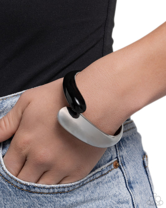 Paparazzi - Painted Partner - Black Bracelets #B221