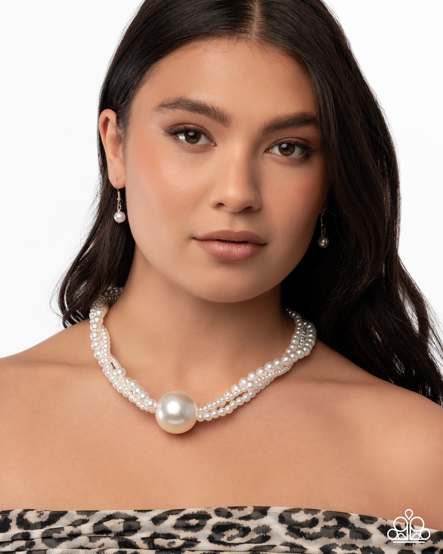 Paparazzi - Polished Professional - White Necklace #2384