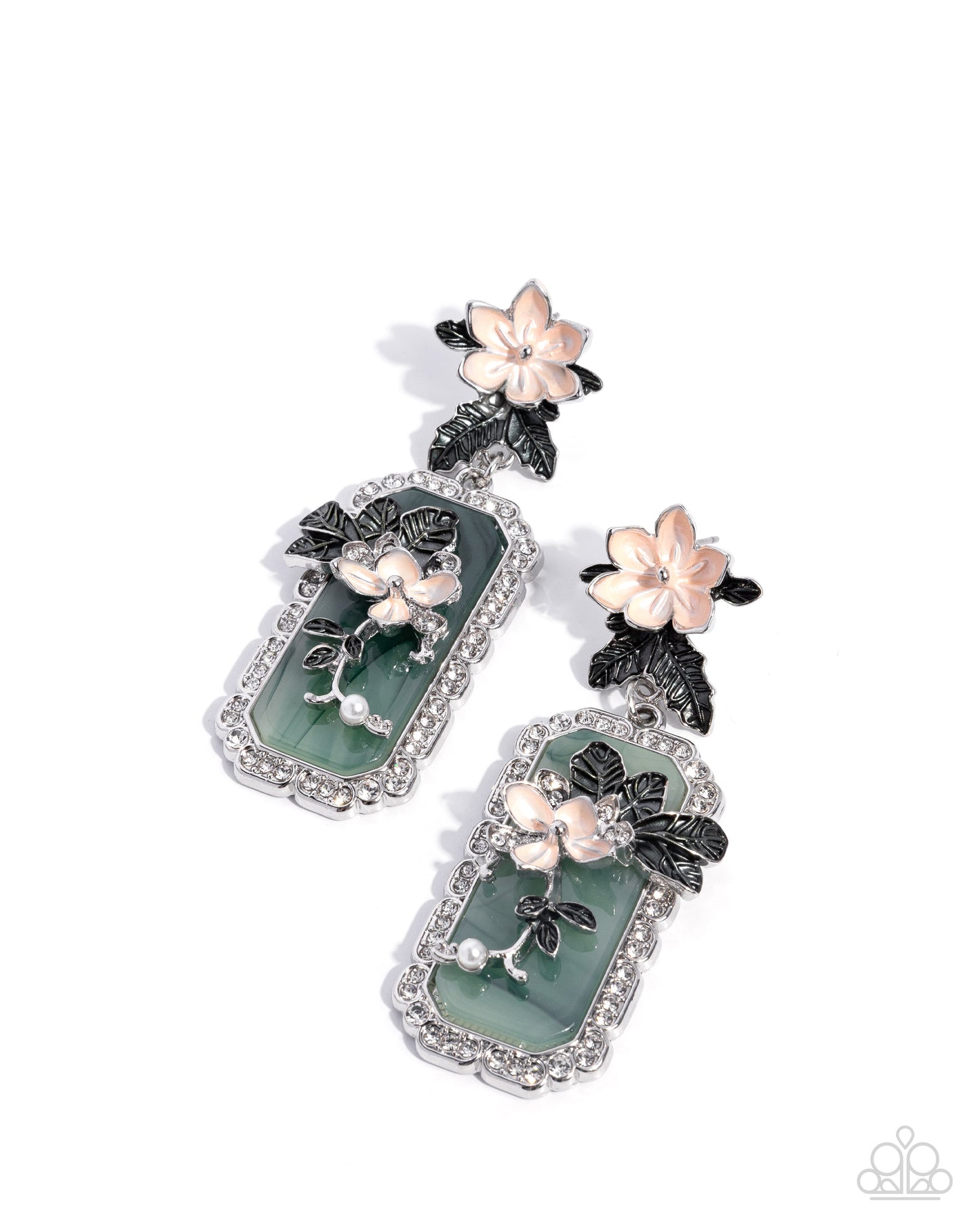 Paparazzi - Pristine Portrait - Green Earrings #0859