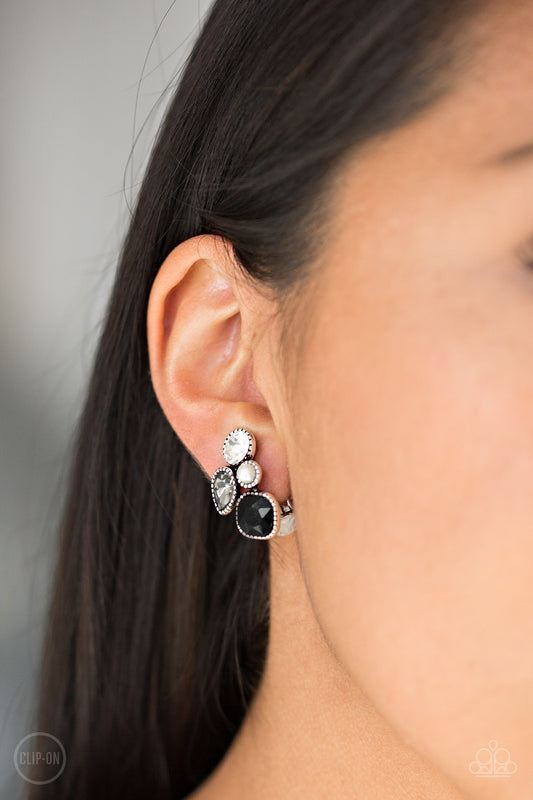 Paparazzi - Super Superstar - Black Earrings #0922