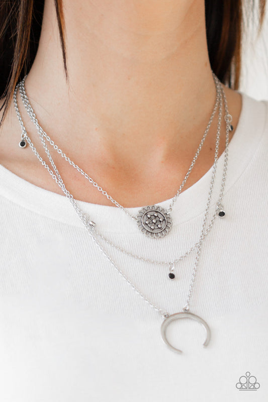 Paparazzi - Lunar Lotus - Black Necklace #1680