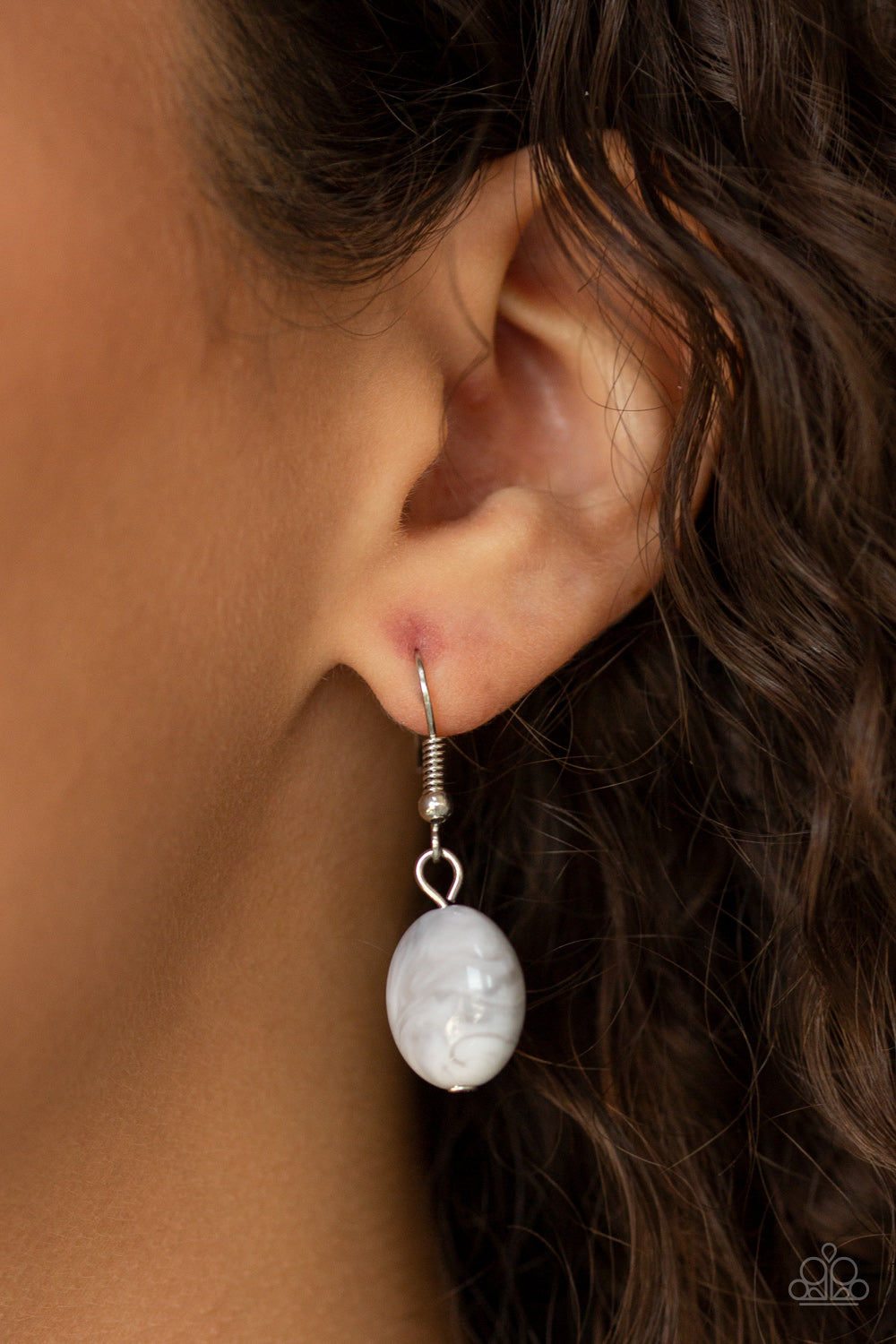 Paparazzi - Full Out Fringe - White Necklaces #1592