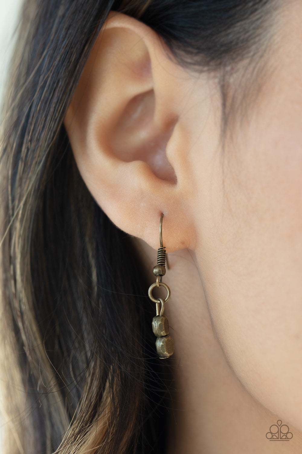 Paparazzi - Brush It Off - Brass Necklace #0148