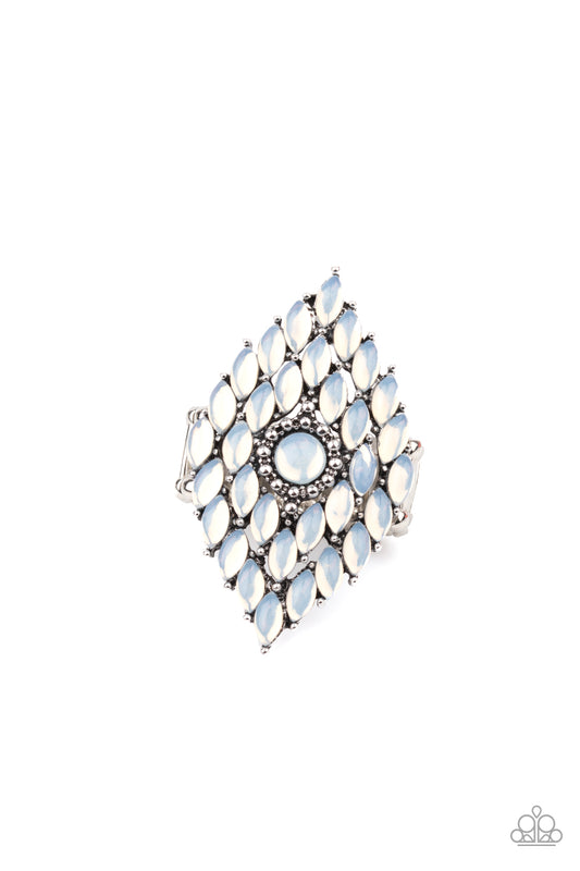 Paparazzi - Incandescently Irresistible - White Ring #R026
