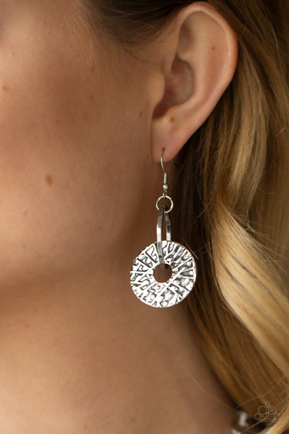 Paparazzi Accessories - Industrial Envy - Silver Necklace #0079