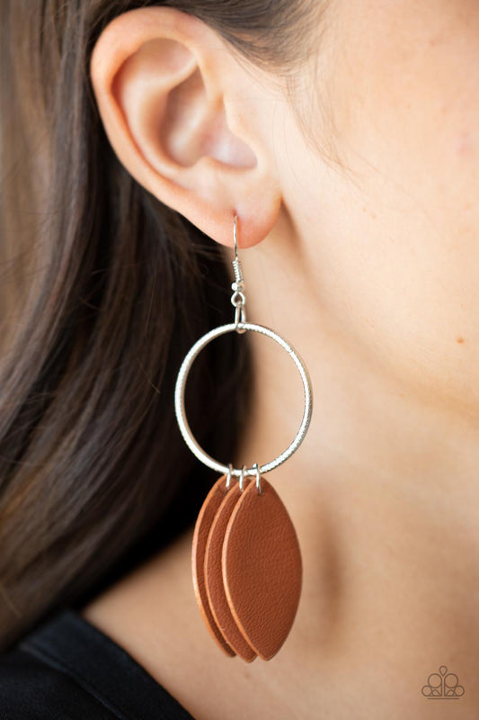 Paparazzi - Leafy Laguna - Brown Earrings #0706