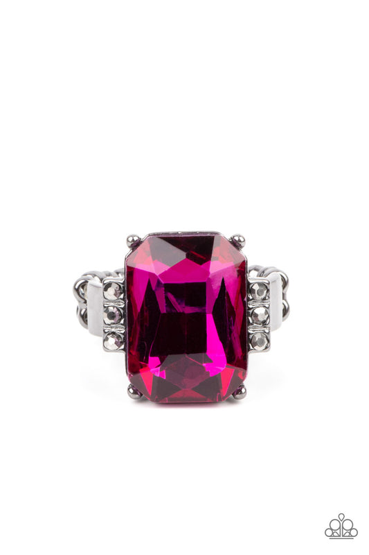 Paparazzi - Epic Proportions - Pink Ring #R109