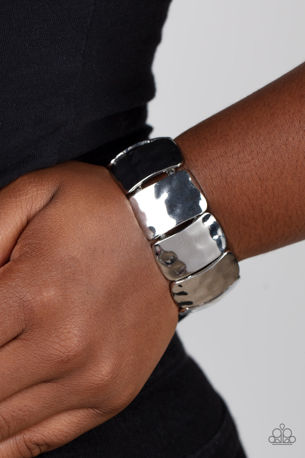 Paparazzi - Molten Maverick - Silver Bracelets #1143