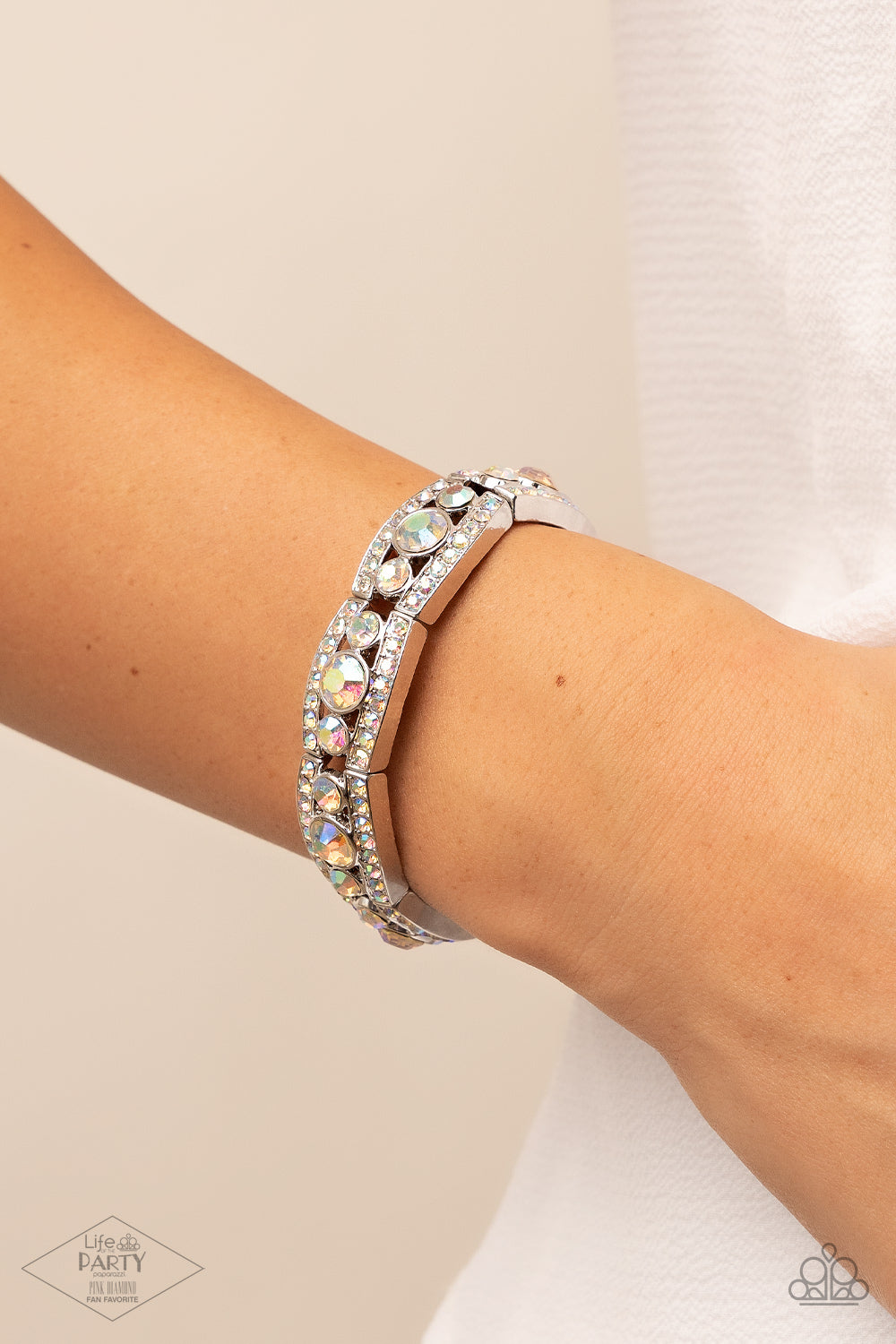 Paparazzi - Easy On The ICE - Multi Bracelets #1209