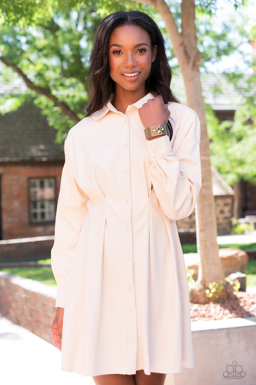 Paparazzi - Flickering Fortune - Brass Bracelets #1135