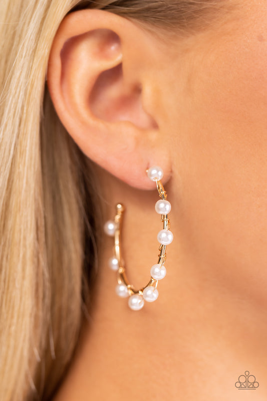 Paparazzi - Night at the Gala - Gold Earrings #0817