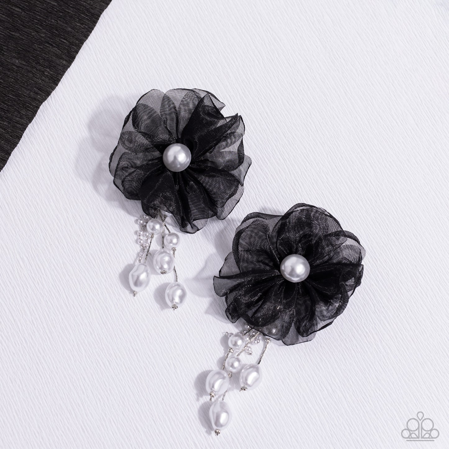 Paparazzi - Dripping In Decadence - Black Earrings #2225