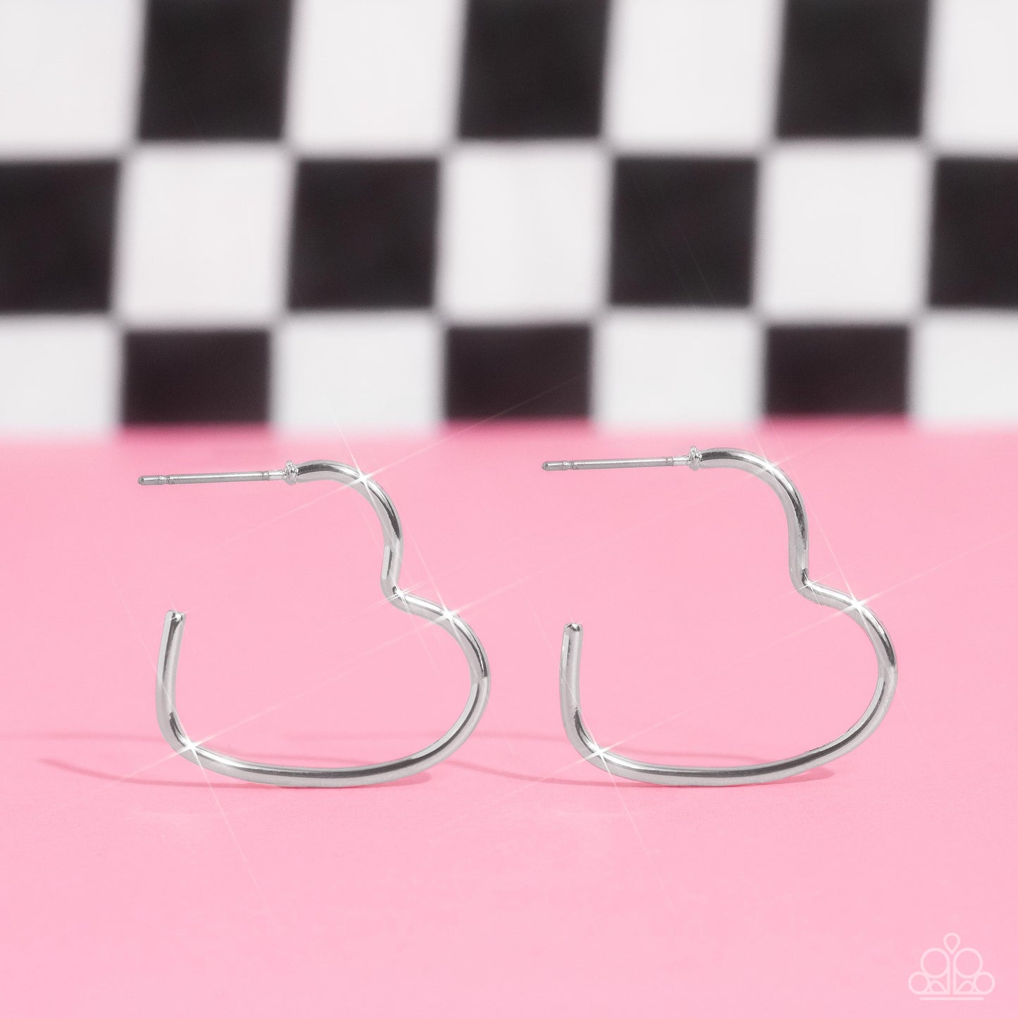 Paparazzi - Burnished Beau - Silver Earrings #0805