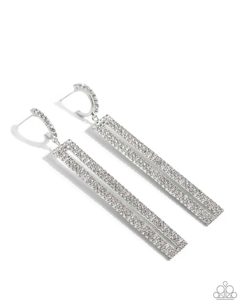 Paparazzi - Elongated Ease - White Earrings #2020