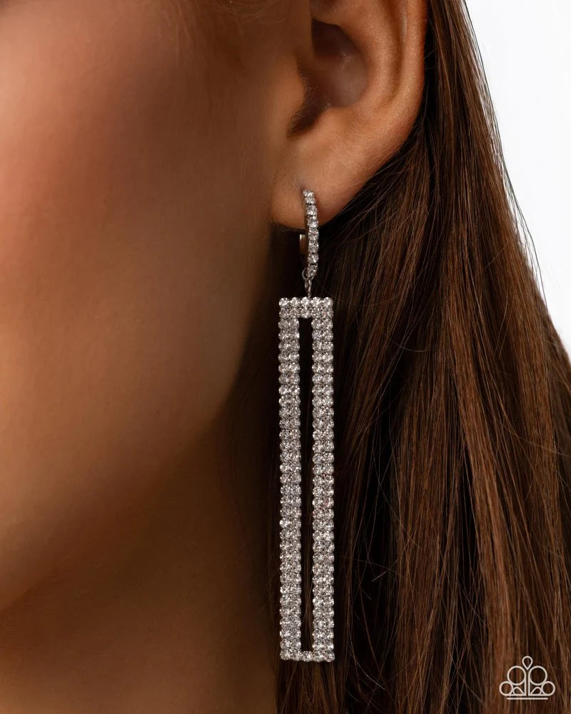 Paparazzi - Elongated Ease - White Earrings #2020