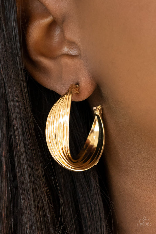 Paparazzi - Curves In All The Right Places - Gold Earrings #0617