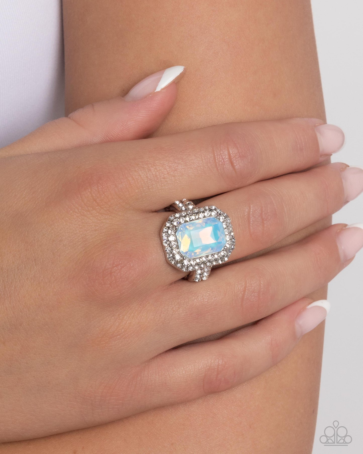 Paparazzi - Faceted Fidelity - Blue Rings  #R139