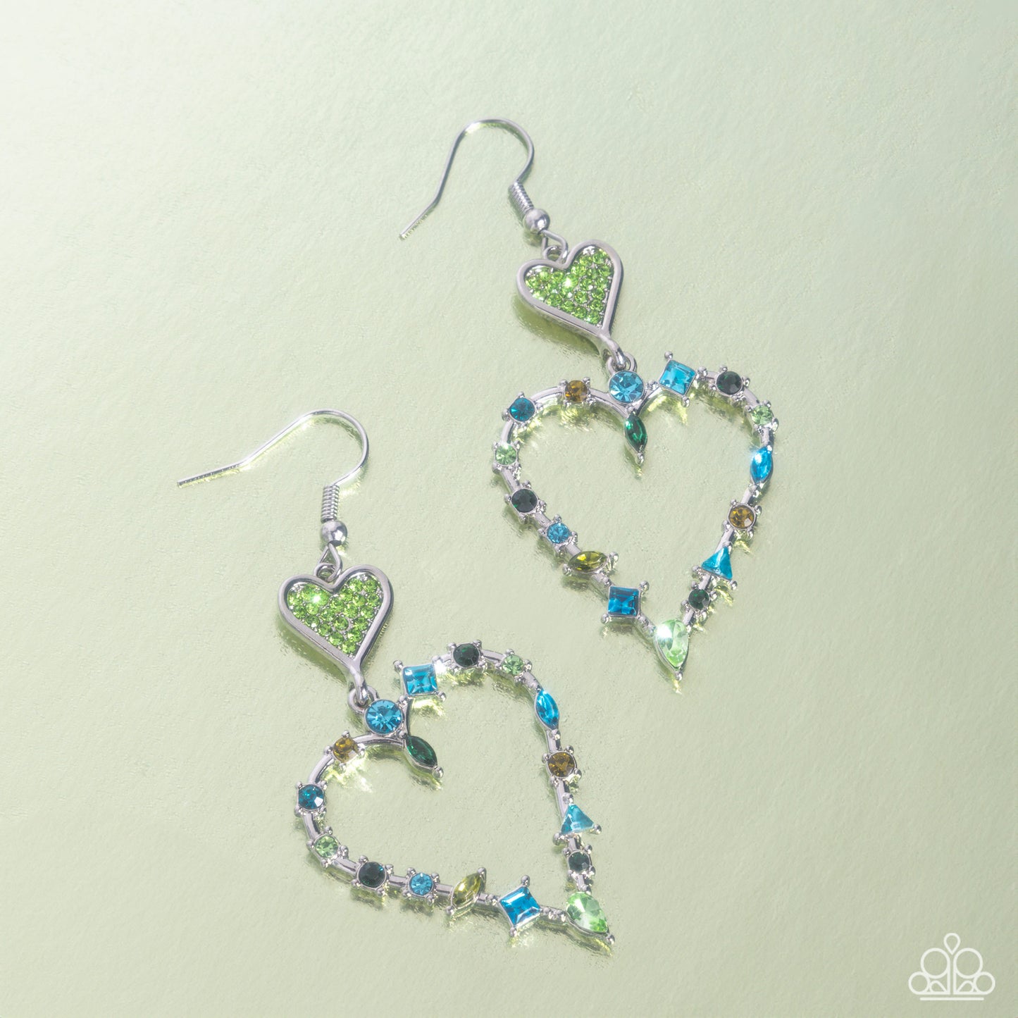 Paparazzi - Parallel Passion - Green Earrings  #2296