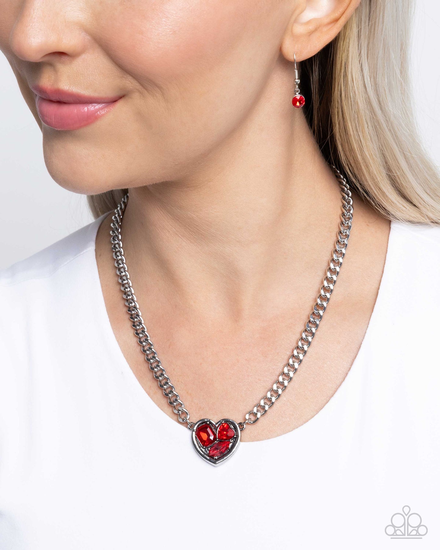 Paparazzi - Tasteful Triad - Red  Necklace  #N503