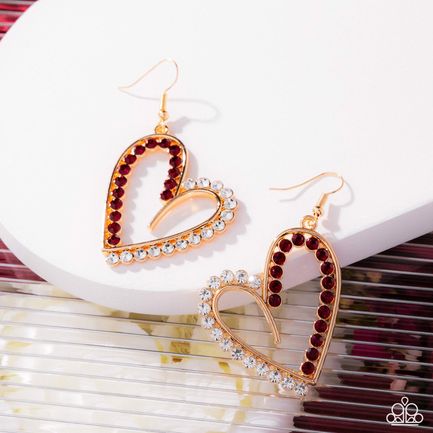 Paparazzi - Tender Tendency - Gold Earrings #1936