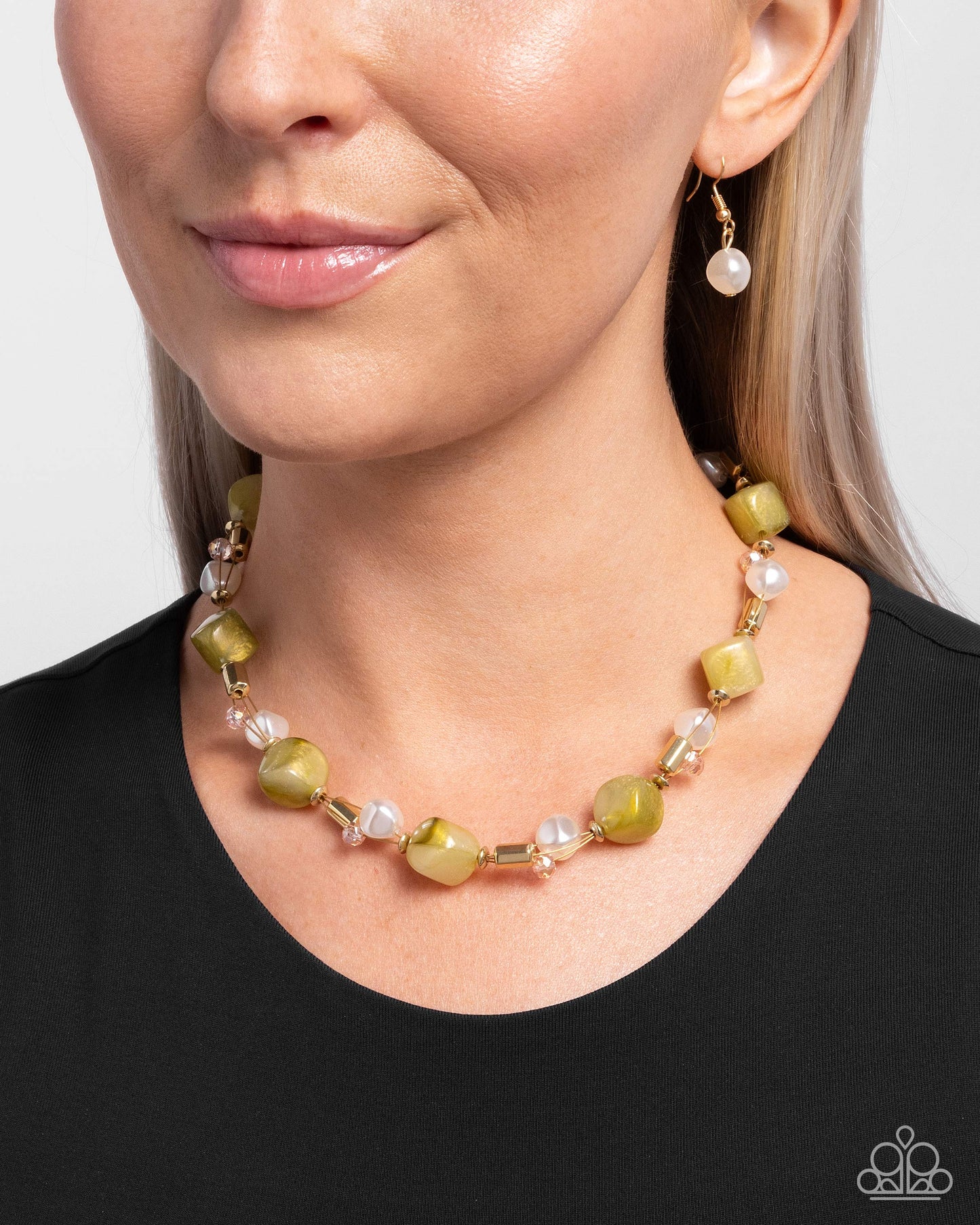 Paparazzi - Dare to be Surprised - Green Necklaces #N531