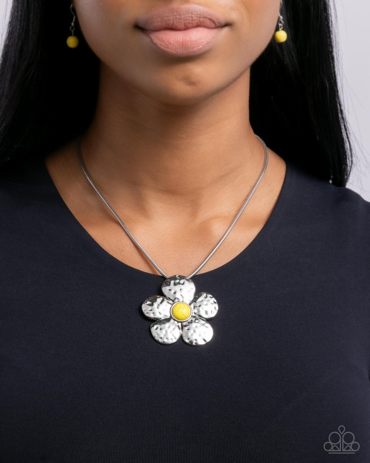 Paparazzi -Tasteful Texture - Yellow Necklaces  #N519
