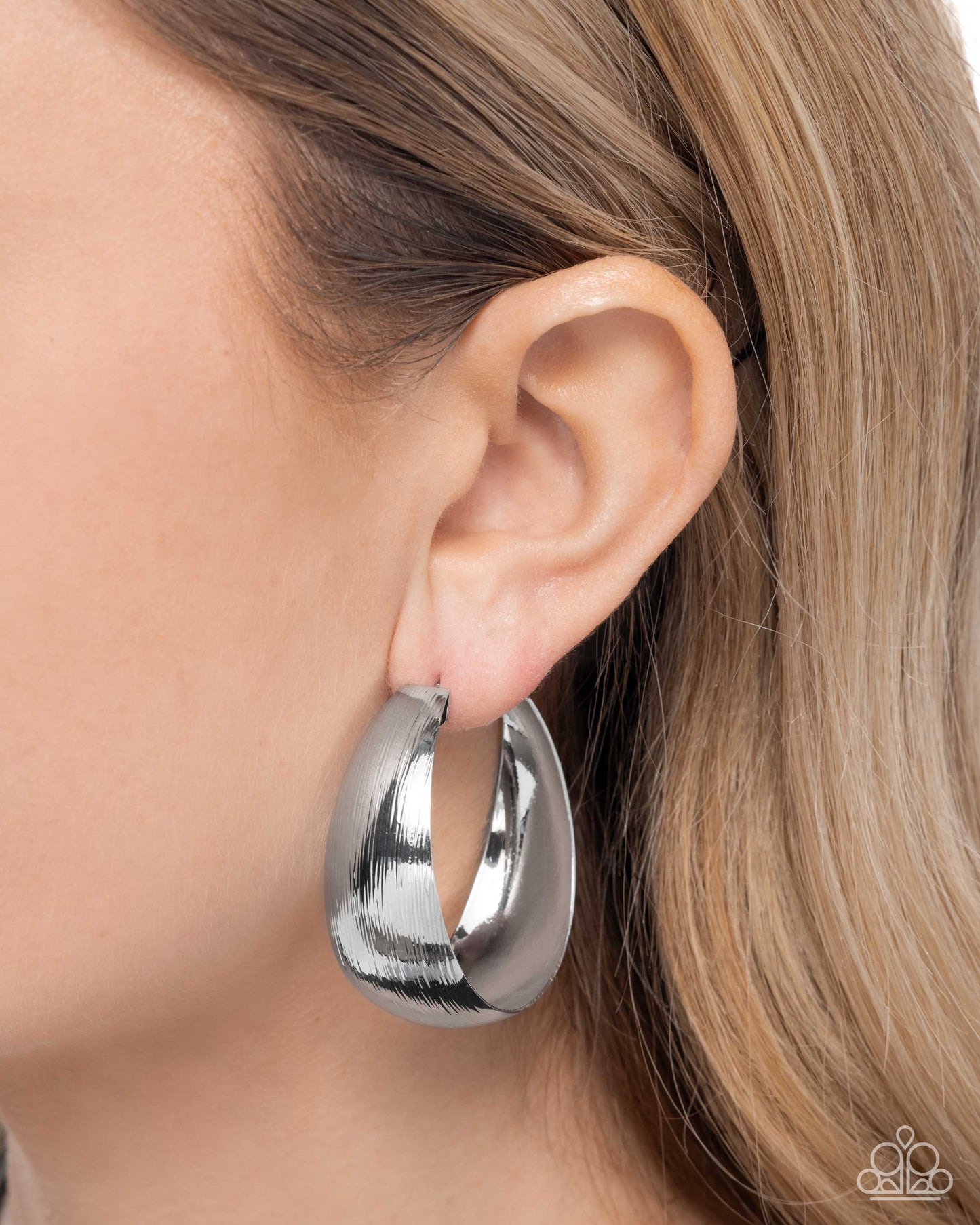 Paparazzi - Subtle Sheen - Silver Earrings  #2460
