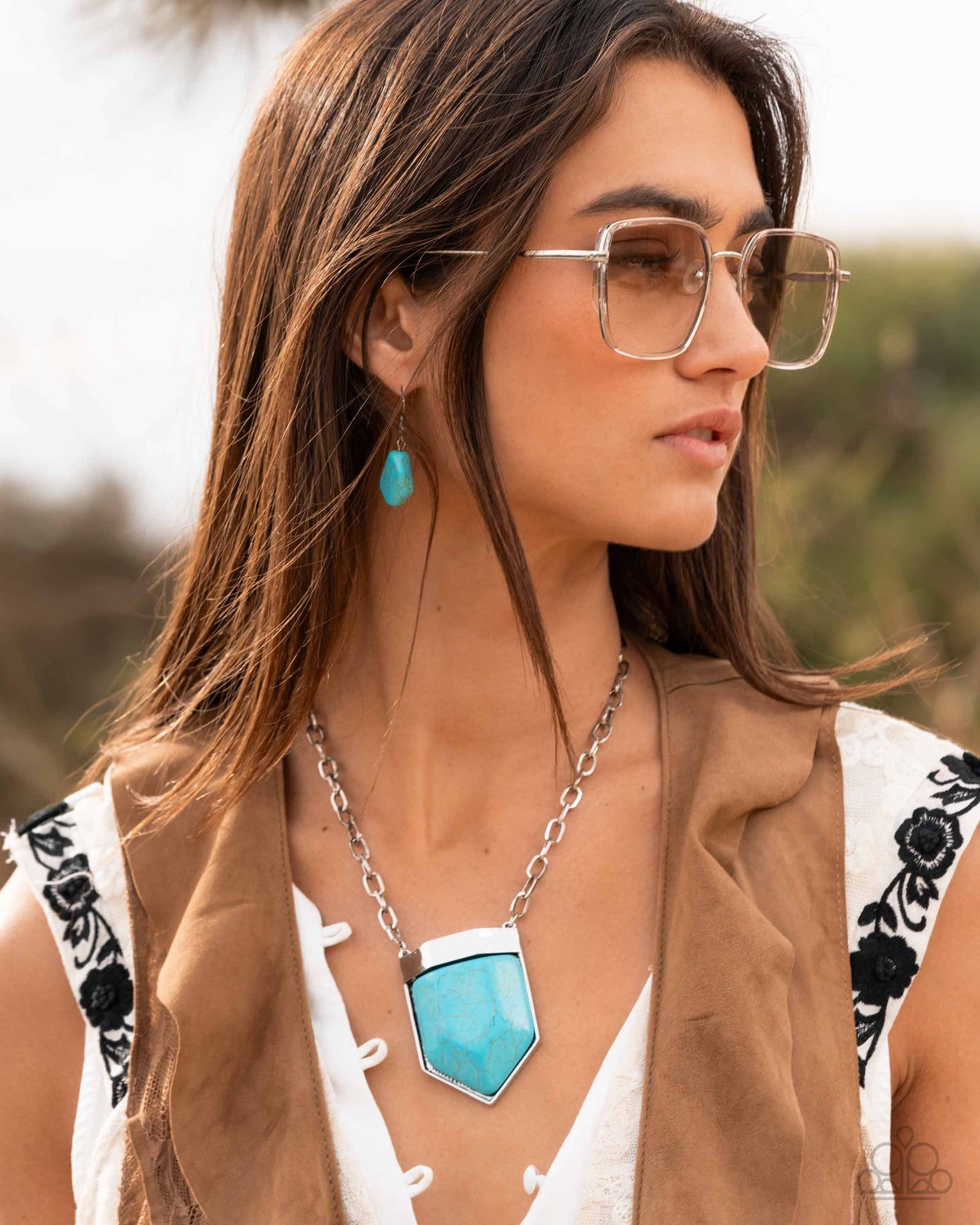 Paparazzi - Pendant Passage - Blue Necklaces #N514