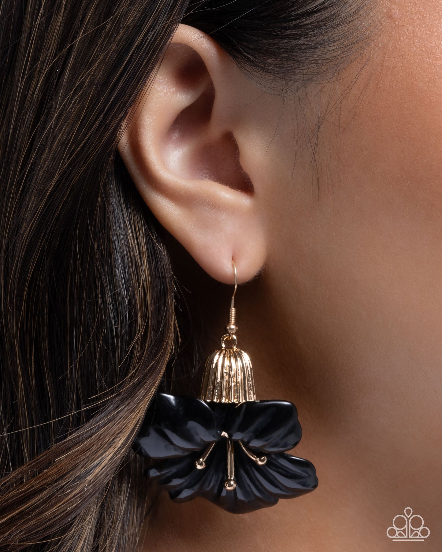 Paparazzi - Blossoming Boardroom - Black Earrings  #0845
