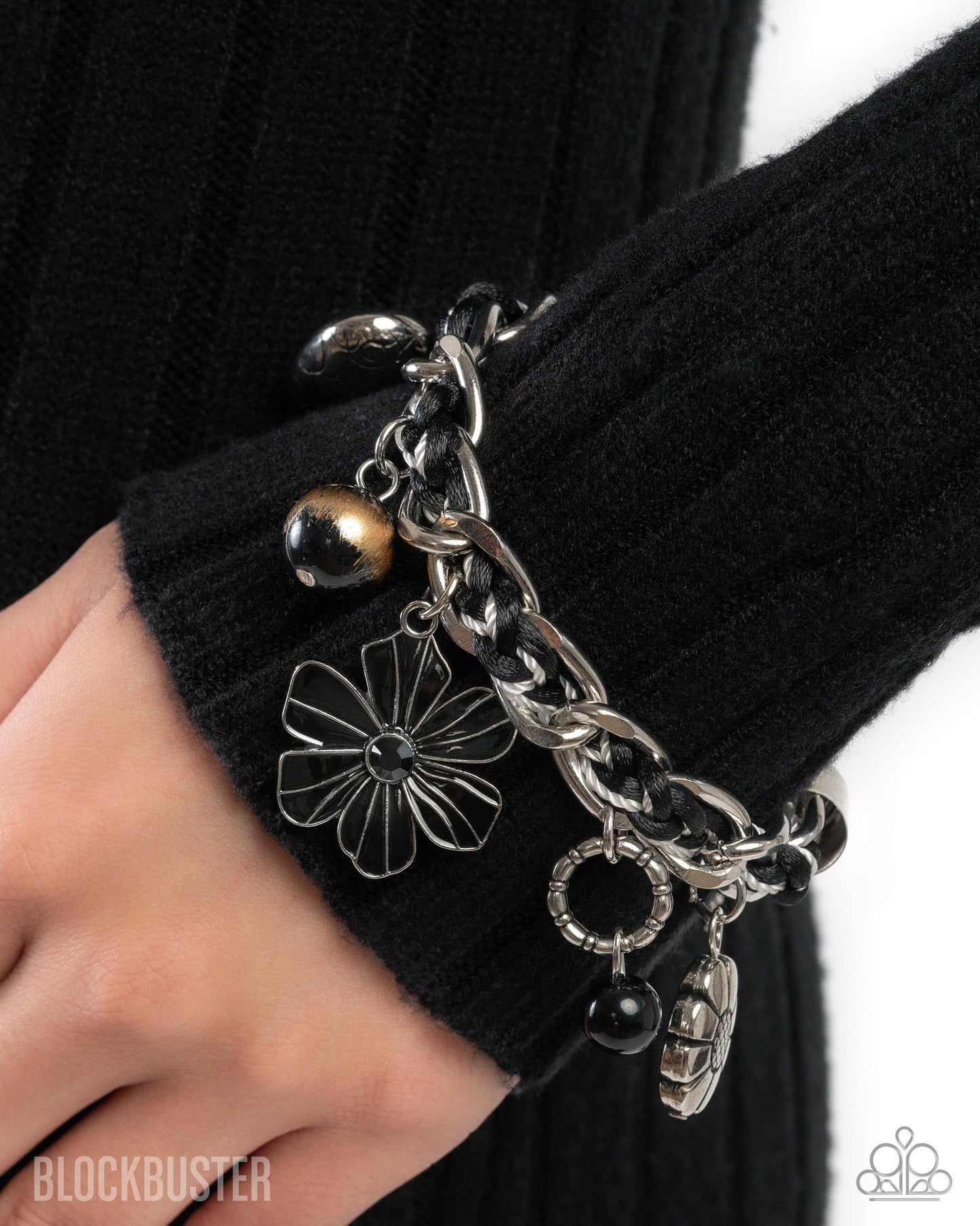 Paparazzi - Equally Enchanted - Black Bracelets  #0574