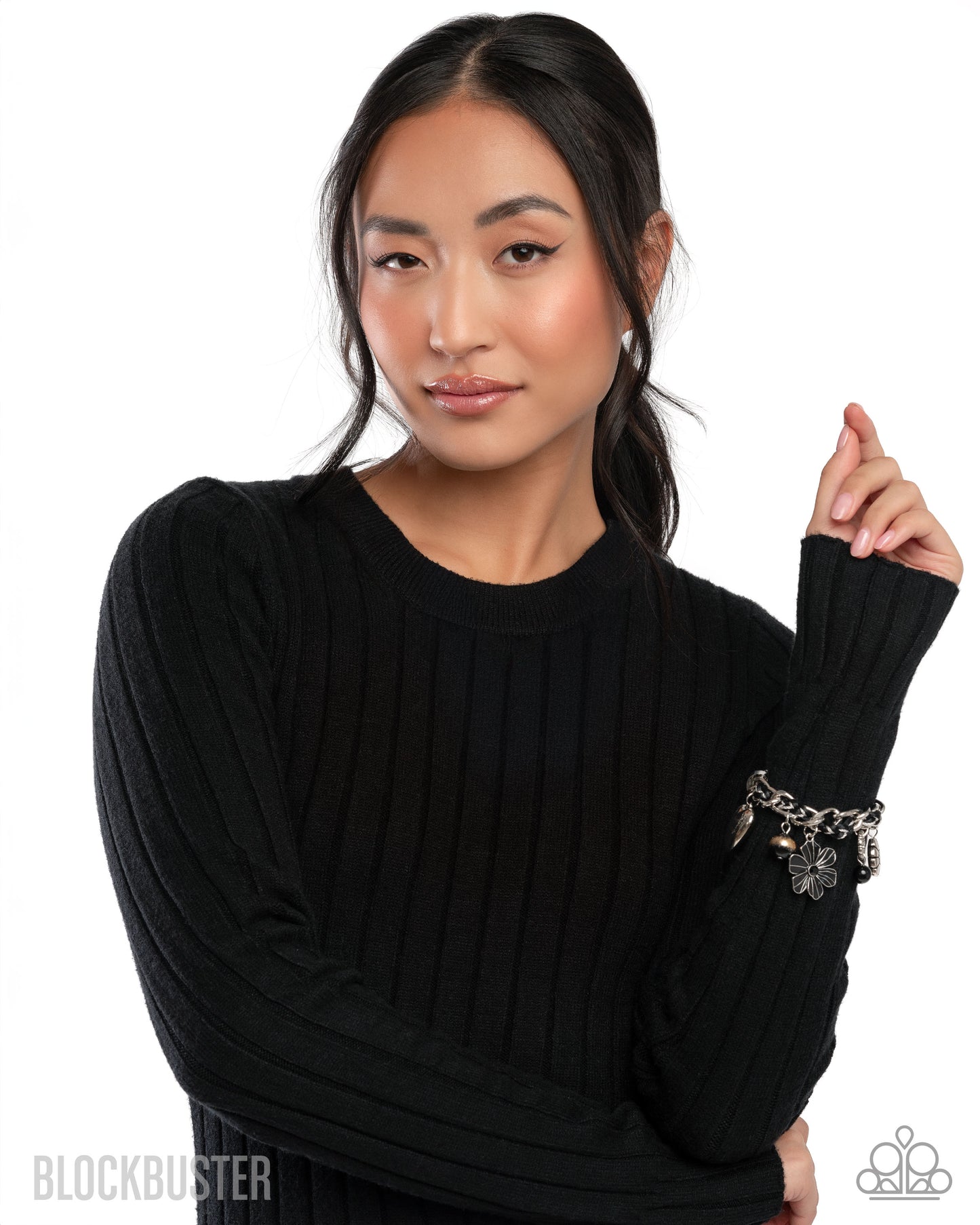 Paparazzi - Equally Enchanted - Black Bracelets  #0574