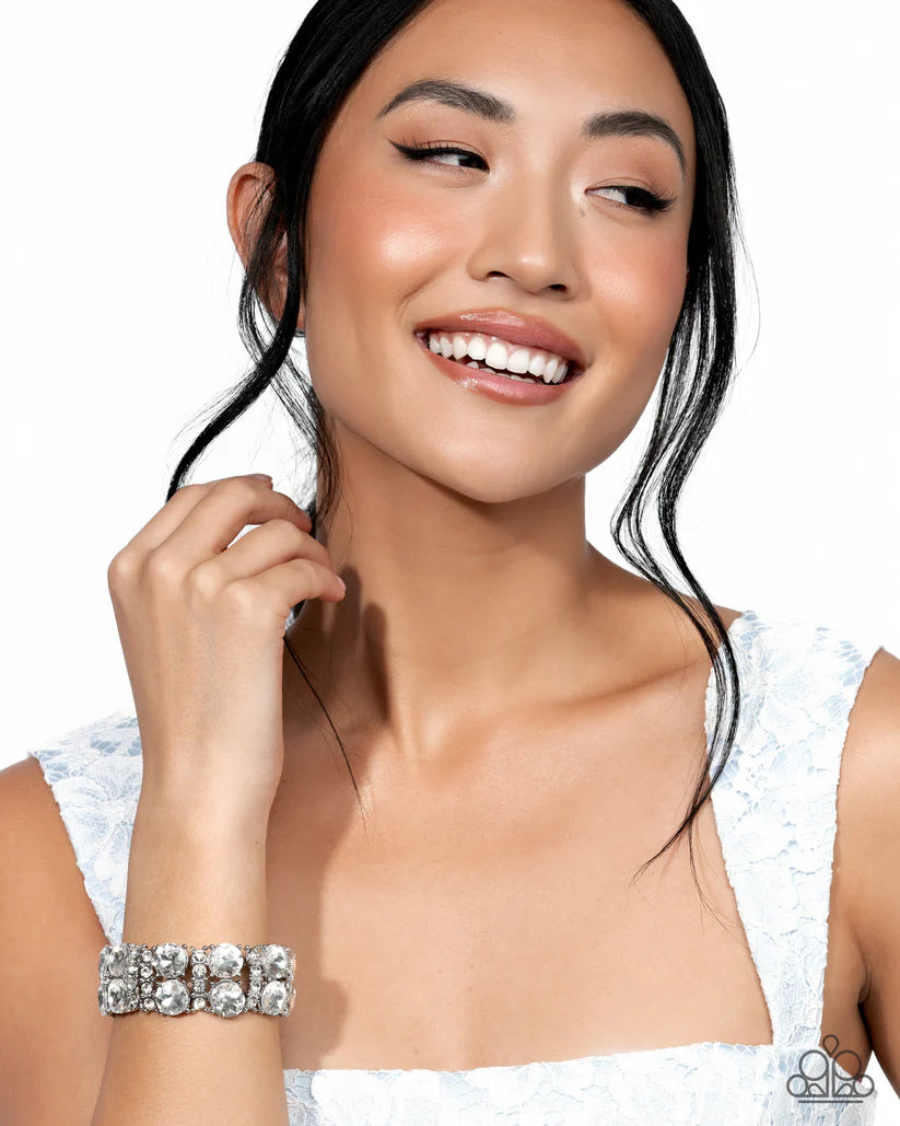 Paparazzi - Exact Elegance - White Bracelet #0557