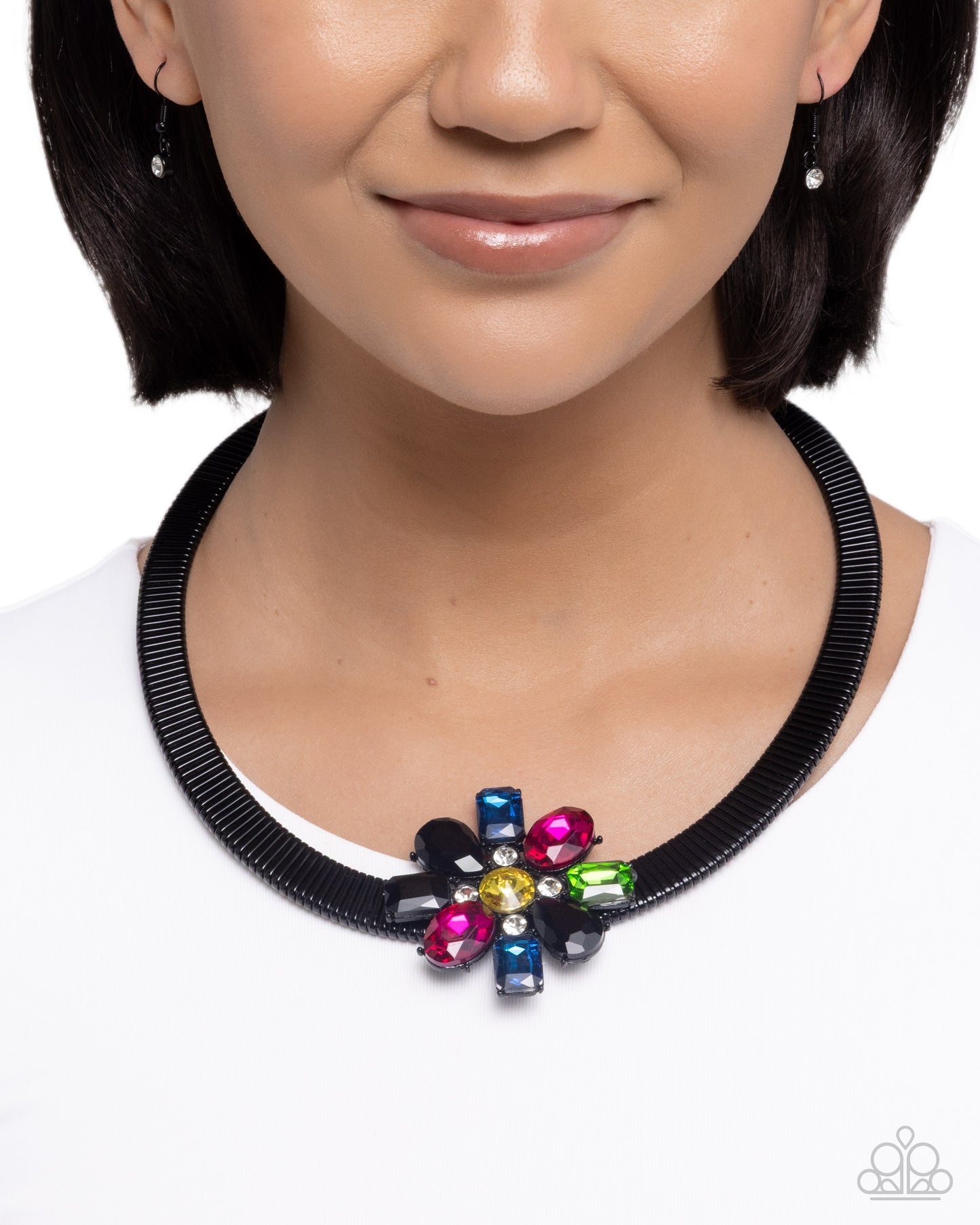 Paparazzi - Forward Florals - Black Necklace #2385