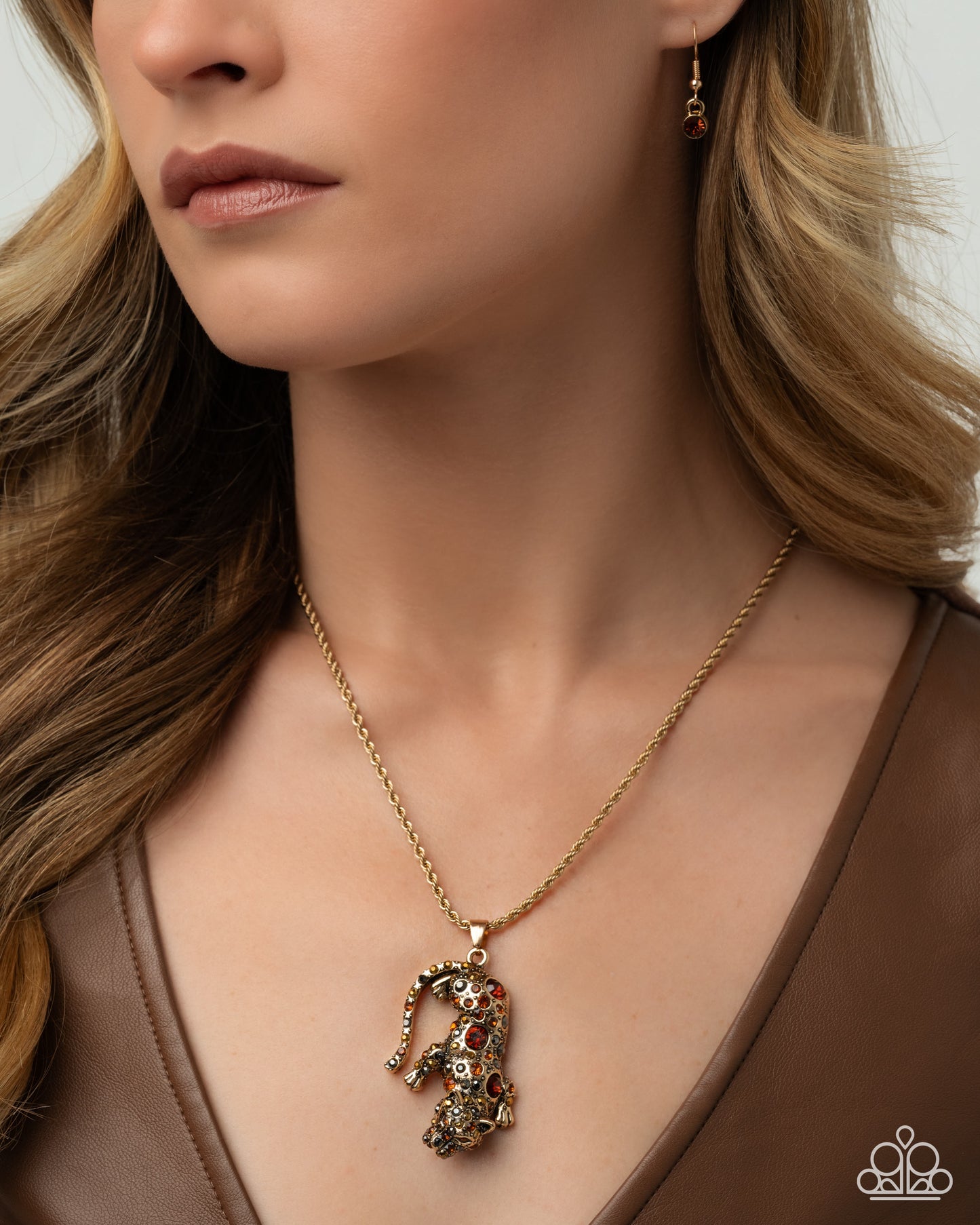 Paparazzi - Ferocious Feline - Gold Necklace #N530