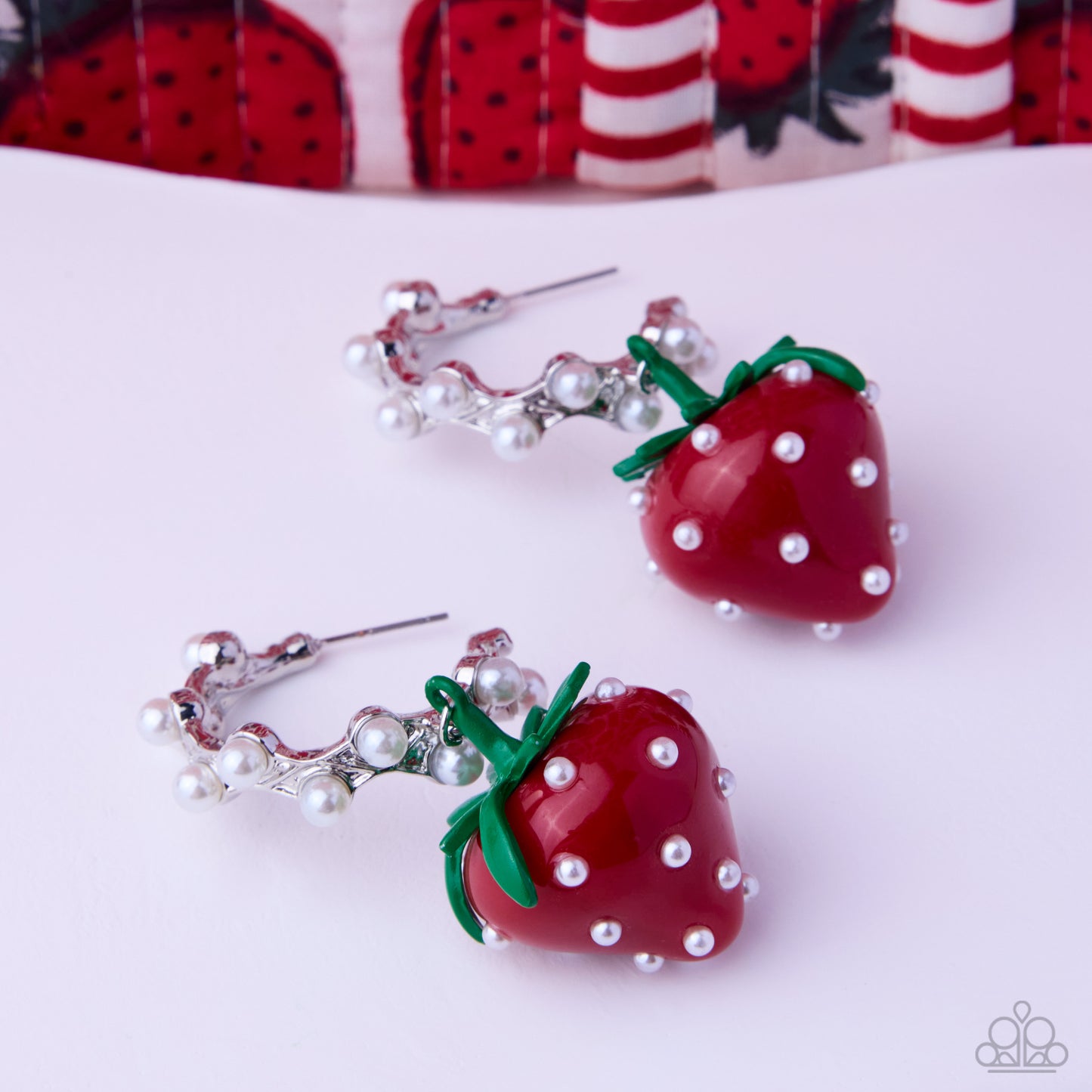 Paparazzi - Strawberry Picnic - Red Earrings #0700