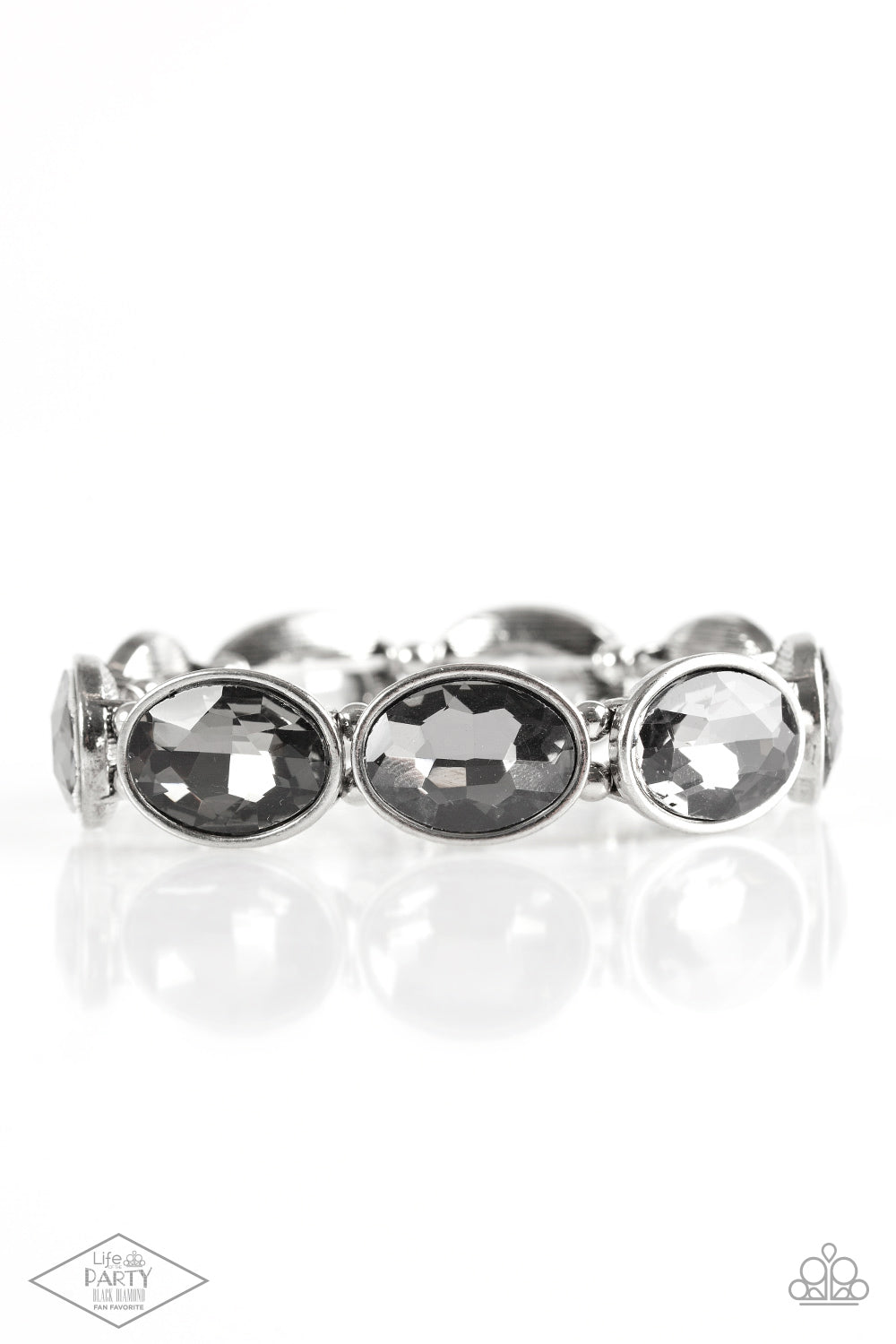 Paparazzi - DIVA In Disguise - Silver Bracelet #0585