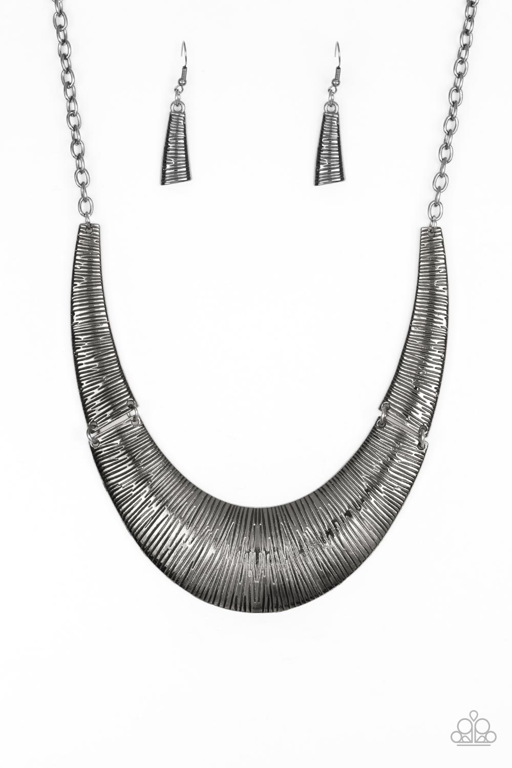 Paparazzi - Feast or Famine - Black Necklace #0046