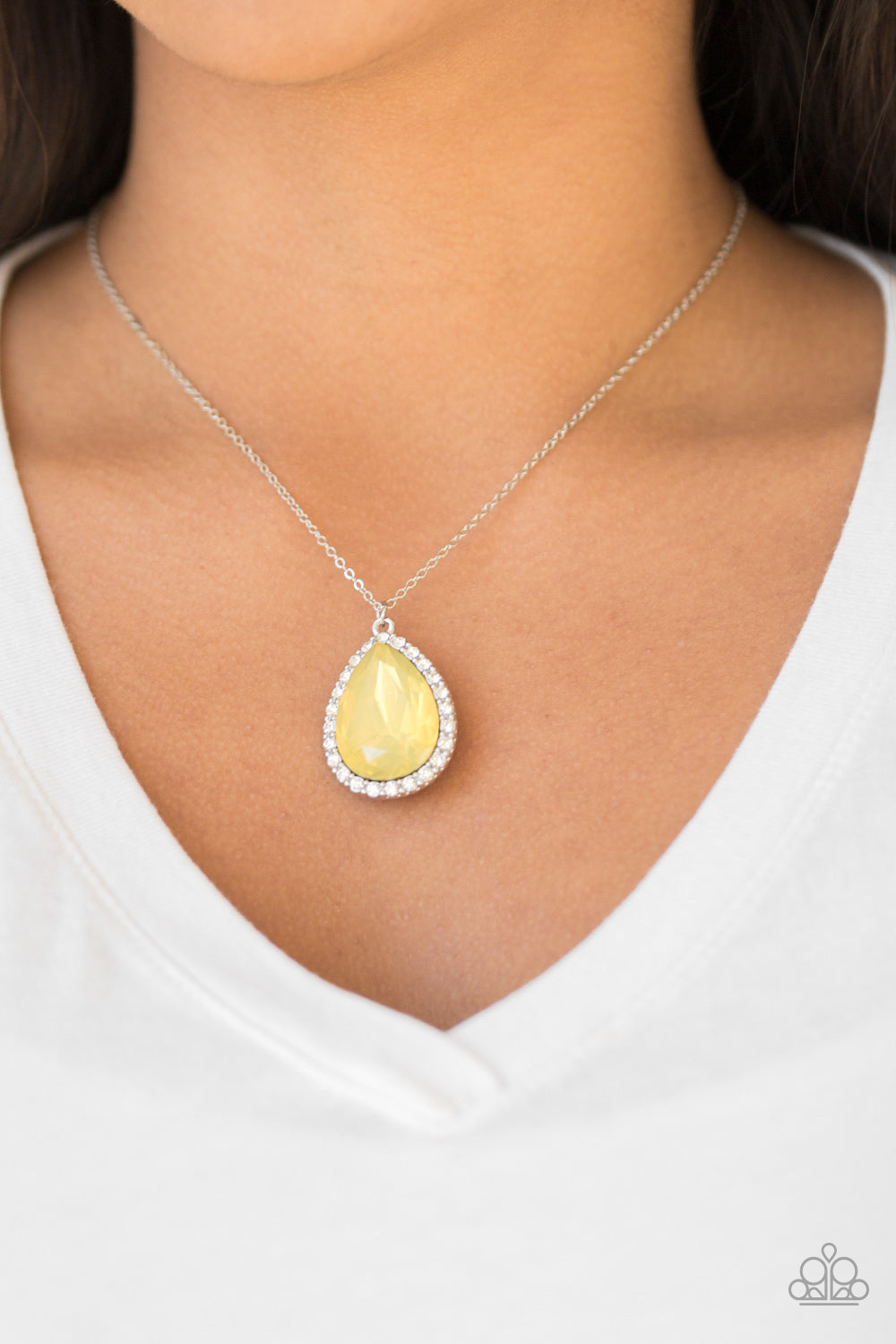 Paparazzi - Come Of AGELESS - Yellow Necklace  #1628