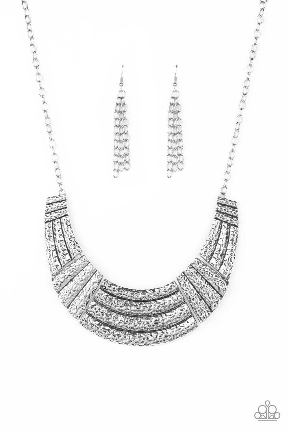 Paparazzi - Ready To Pounce - Silver Necklace  #0480