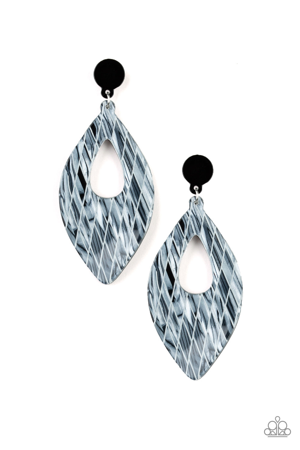 Paparazzi - Metro Retrospect - White Earrings O/D #040