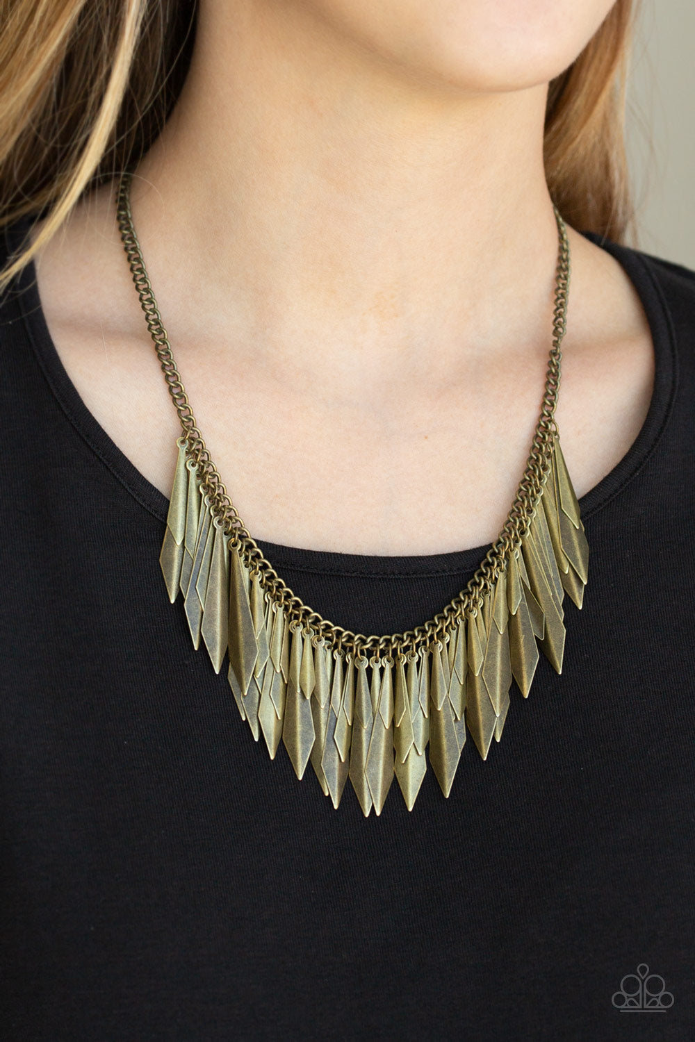 Paparazzi - The Thrill-Seeker - Brass Necklaces #0259