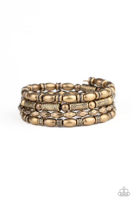 Paparazzi - Texture Throwdown - Brass Bracelet