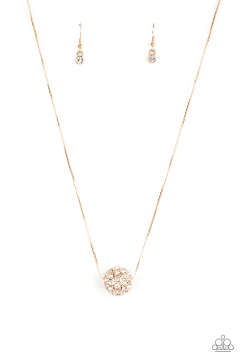 Paparazzi - Come Out of Your BOMBSHELL - Gold Necklace