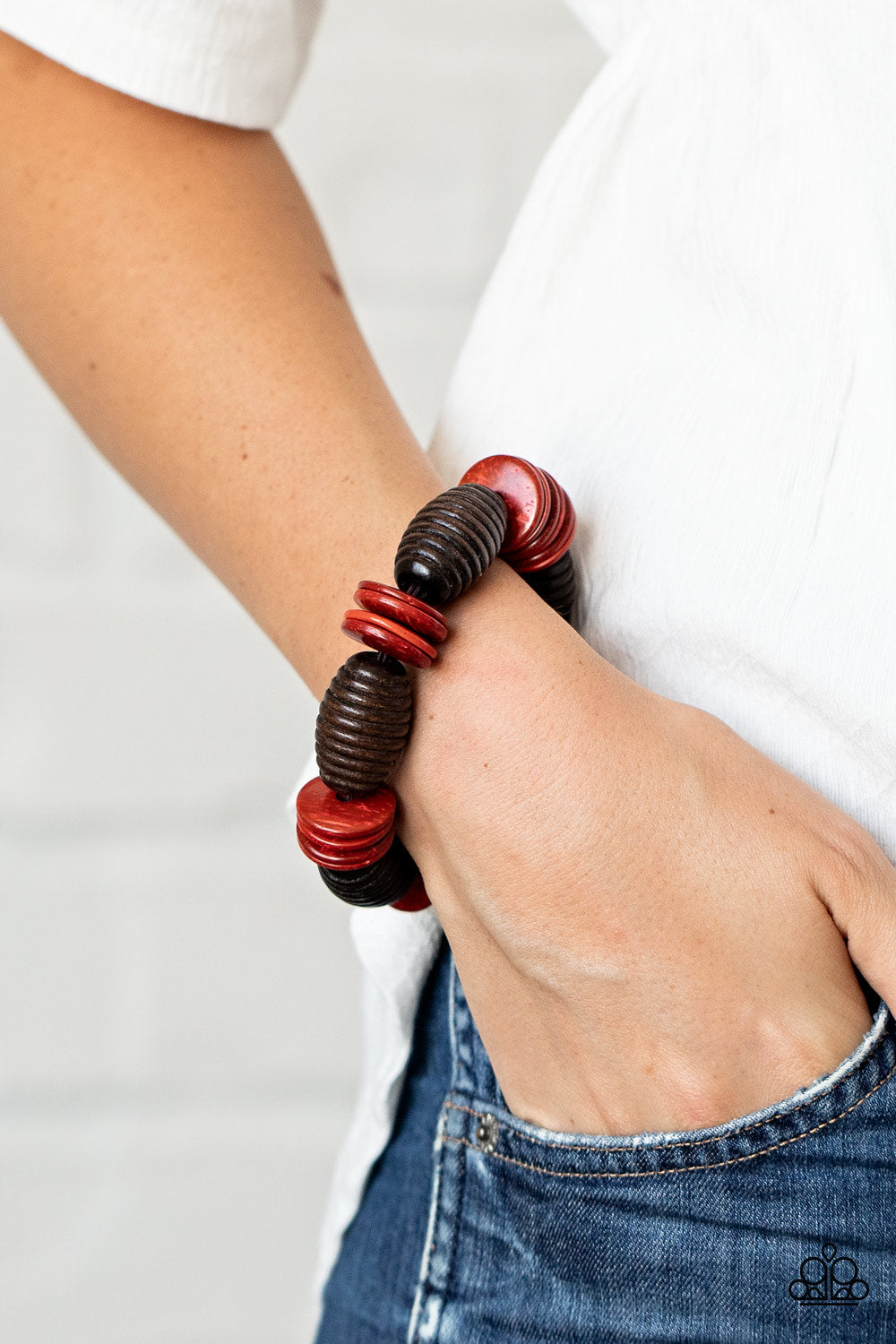 Paparazzi - Caribbean Castaway - Red Bracelet  #1110